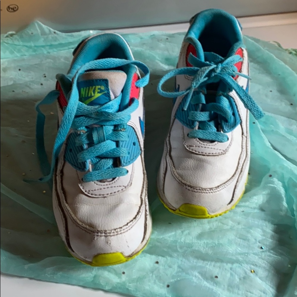 Girls Nike Shoe